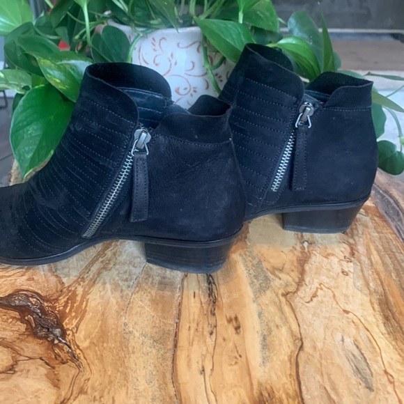 Paul Green Shasta Suede Booties - Picture 4 of 8